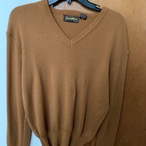 Men’s V-Neck Brown Sweater